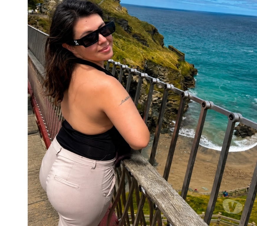 Escorts West London Hillingdon - Photos for 🫦 LAURA NEW GIRL IN TOWN 🥳 PARTY