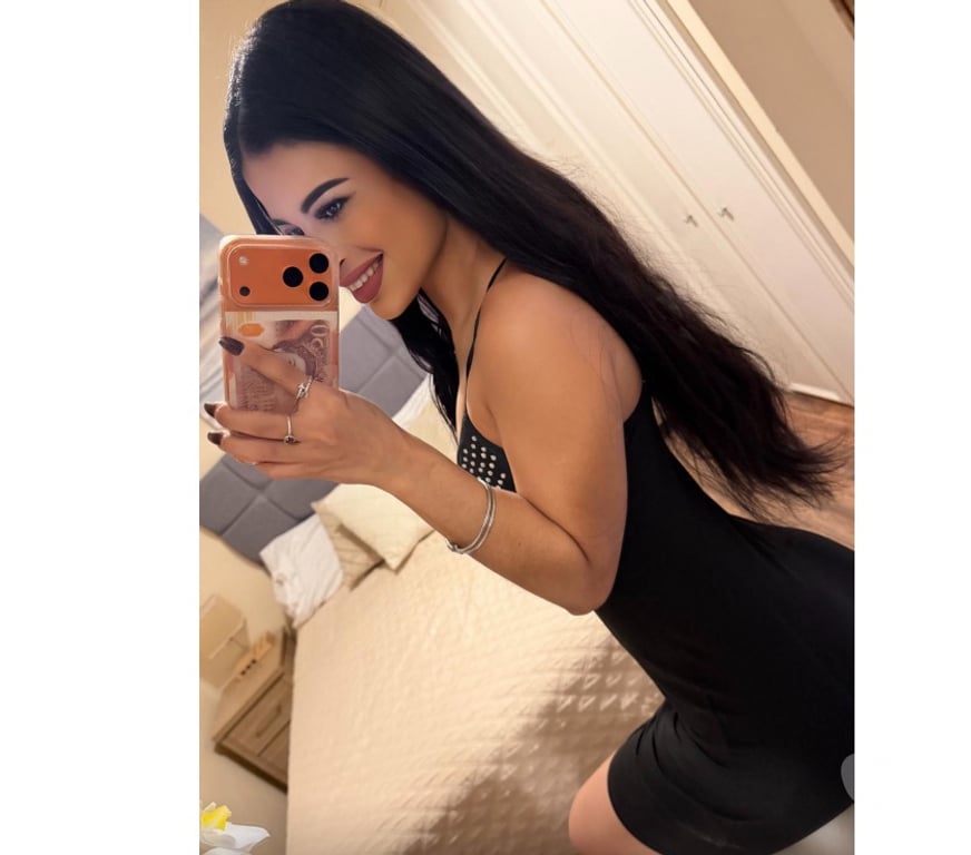 Escorts West London Hillingdon - Photos for IZA NEW GIRL AVAILABLE IN TOWN 🇧🇷