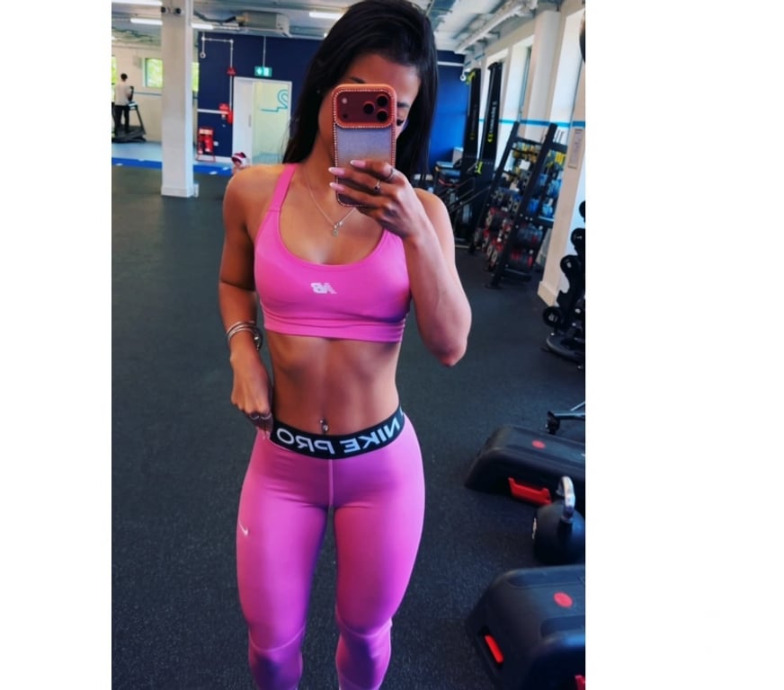 Escorts West London Hillingdon - Photos for IZA NEW GIRL AVAILABLE IN TOWN 🇧🇷