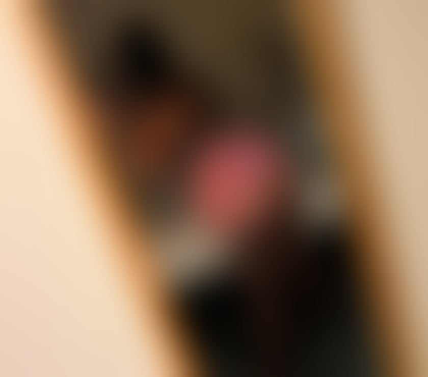 Photos for New Girl Riaa New to town💕 21years old shorty💋