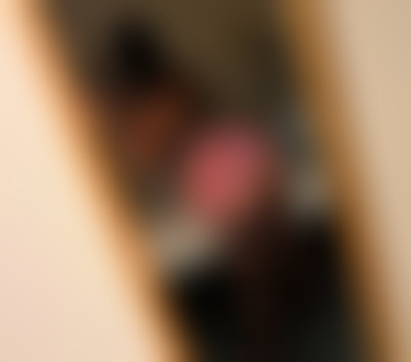 Photos for New Girl Riaa New to town💕 21years old shorty💋