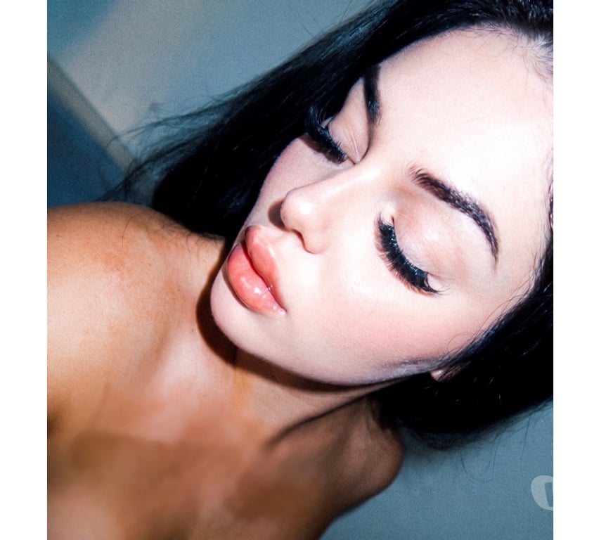 Trans Escorts Ealing Perivale - Ealing - Photos for 7inch curvy Irish trans girl