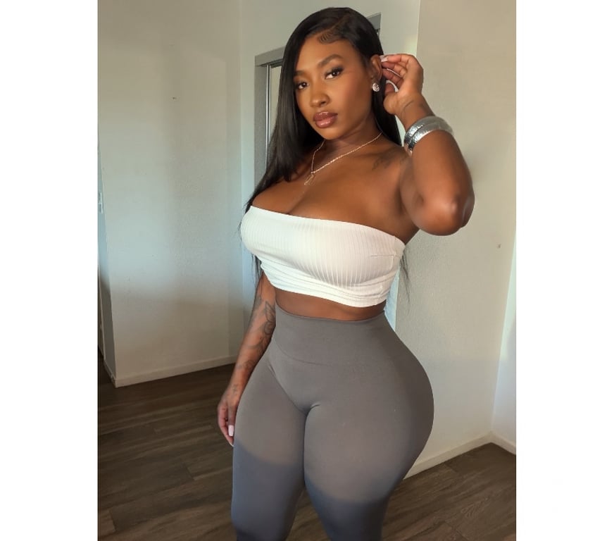 Escorts Gloucestershire Gloucester - Photos for Sweet peach 🍑🌺🔞