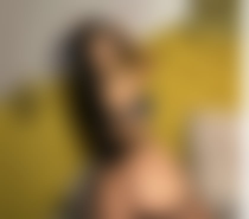  Escorts Kingston Barnsley - Photos for Charming Brunette Denise❤️