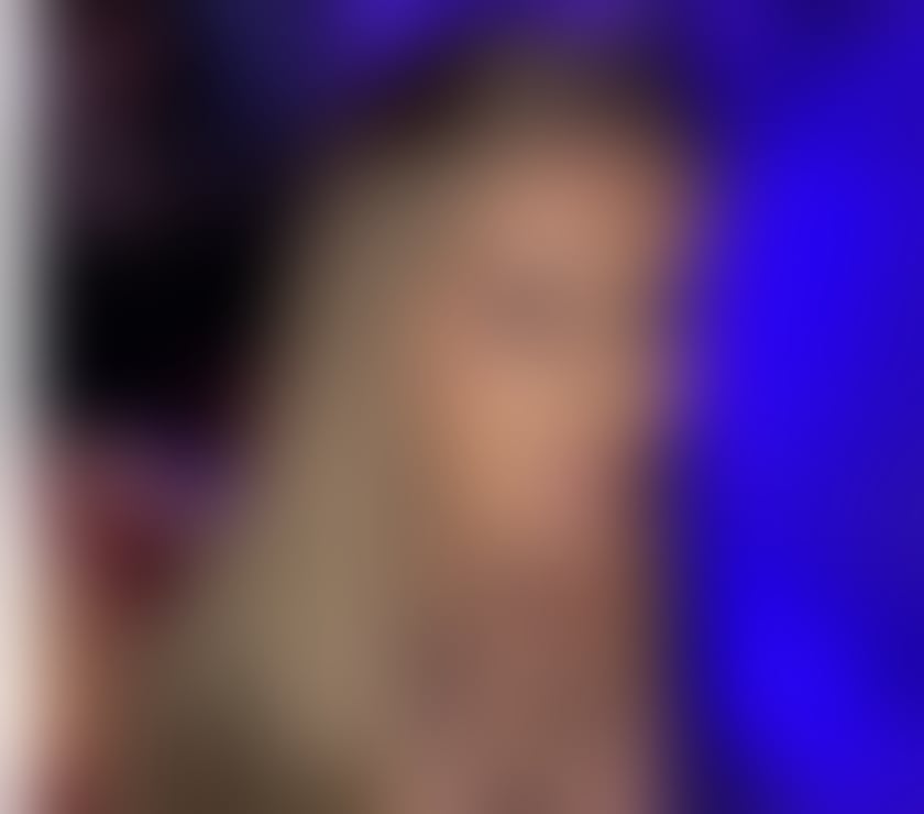 Escorts Buckinghamshire High Wycombe - Buckinghamshire - Photos for T⭕️P SEXY B⭕️⭕️M👅SLOPPY BJ👠💄👗fetish