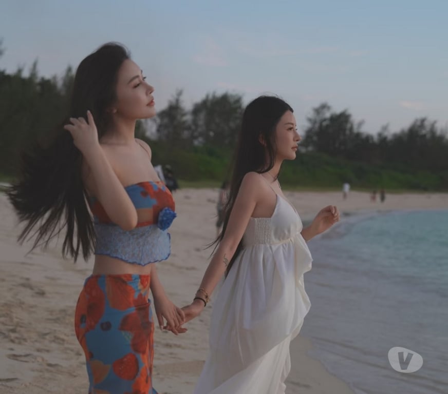 Escorts Tyne and Wear Newcastle upon Tyne - Photos for NEW Tourist DUO Korean Girls Double Kissing Full Body