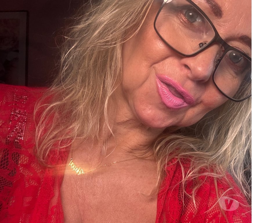 Adult Entertainment Vale of Glamorgan - Wales Barry - Vale of Glamorgan - Photos for Video Calls Custom Content Curvy Lady 07505 807938 £3 min