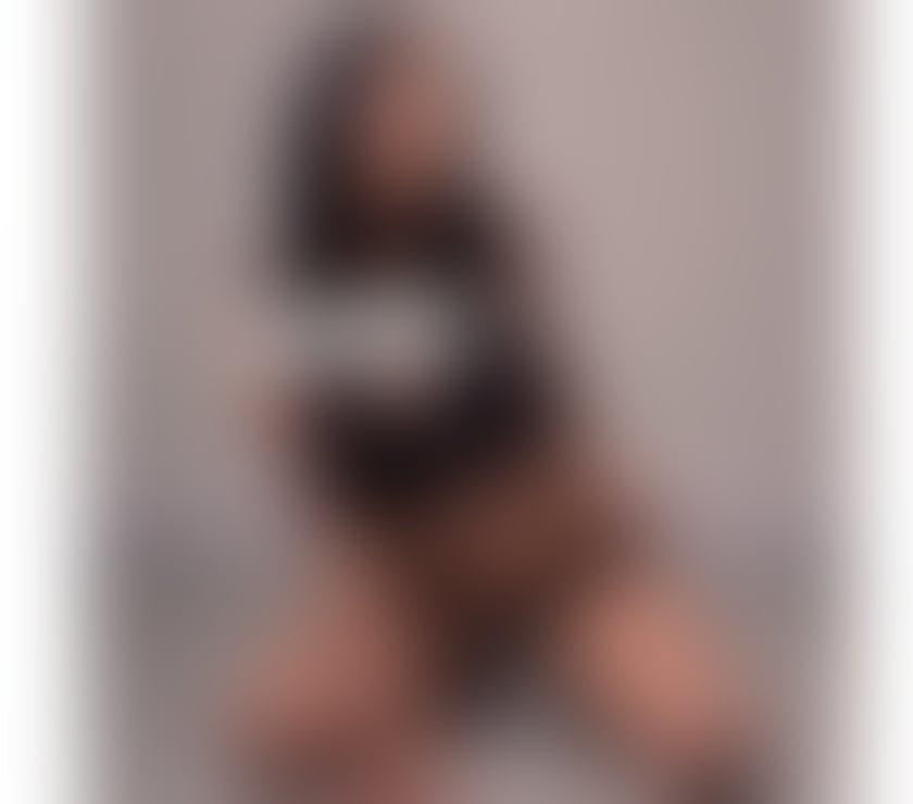 Escorts Merseyside Liverpool - Photos for Slim girl, first time in tow , horny girl