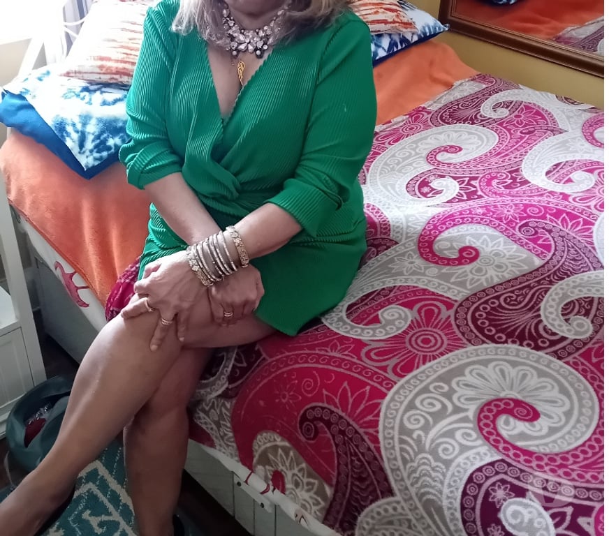 Escorts South West London Richmond upon Thames - Photos for INDIAN Massage and excort 5 🌟 RIA FOR YOU