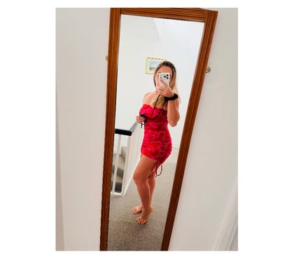 Photos for First time here Carol Party Girl 👧💋❤️