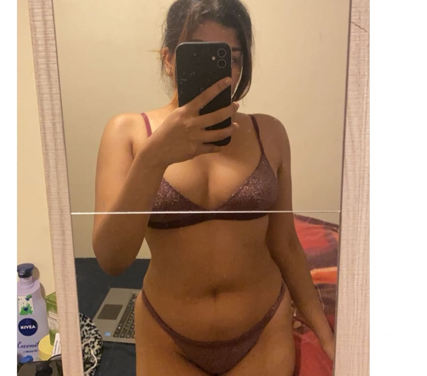 Escorts East London Redbridge - Photos for University girl from london