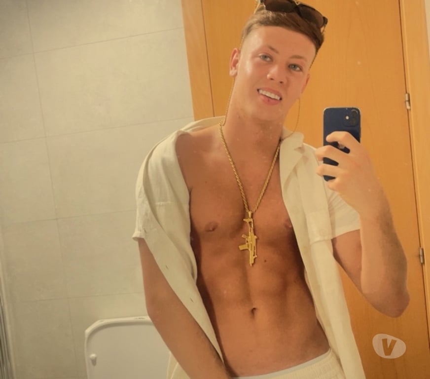  Gay massage West Yorkshire Leeds - Photos for Lewis gay escort