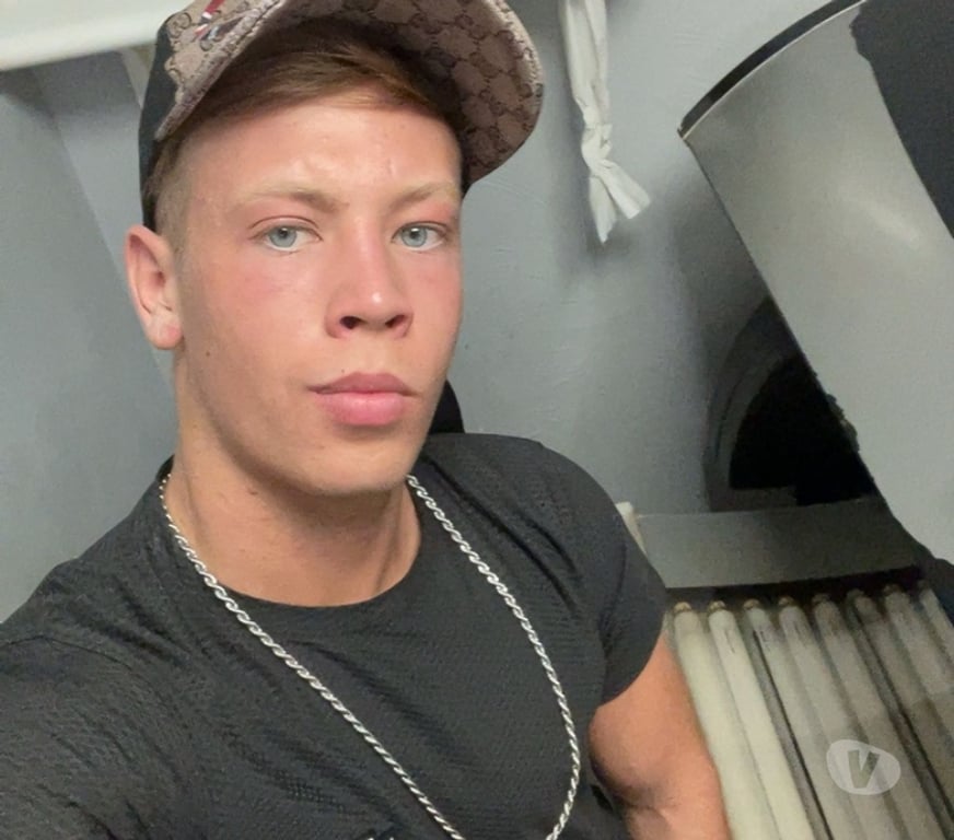  Gay massage West Yorkshire Leeds - Photos for Lewis gay escort