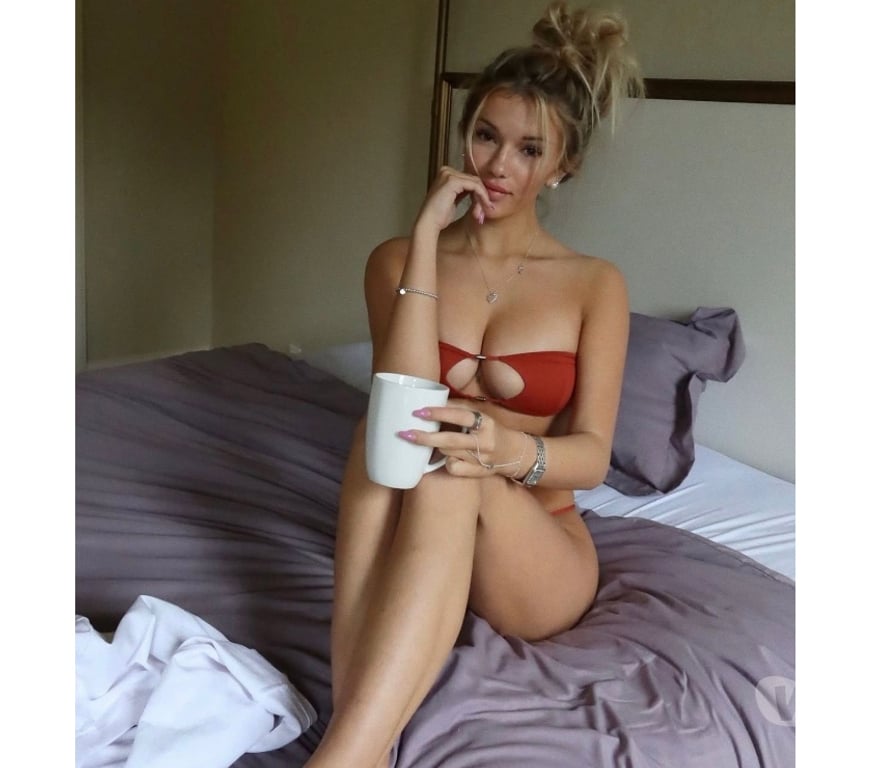 Escorts West London Paddington - West London - Photos for 🇧🇷🍭BIA🍭KISSING 🍭BRAZILIAN PARTY