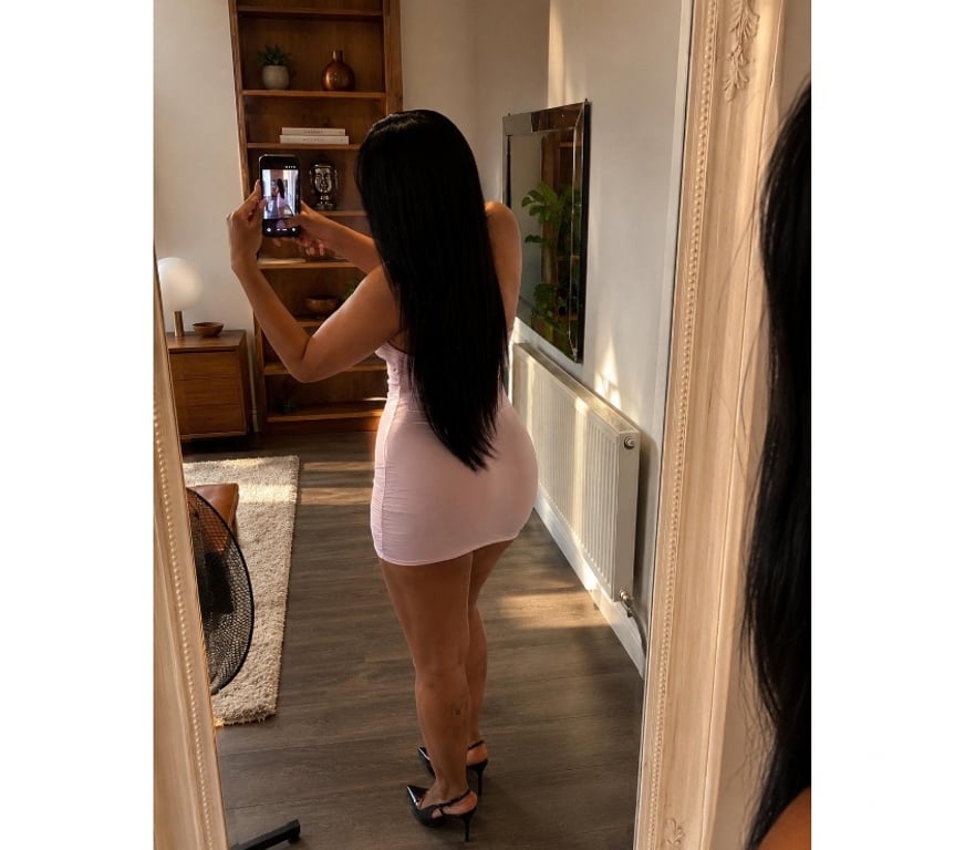 Escorts South East London Croydon - Photos for 🥳🩷AMAZING PAOLA🩷🥳