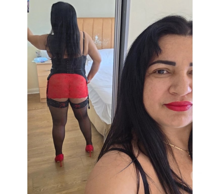 Escorts Hertfordshire Stevenage - Photos for Julie GFE. brazilian 🇧🇷🇧🇷
