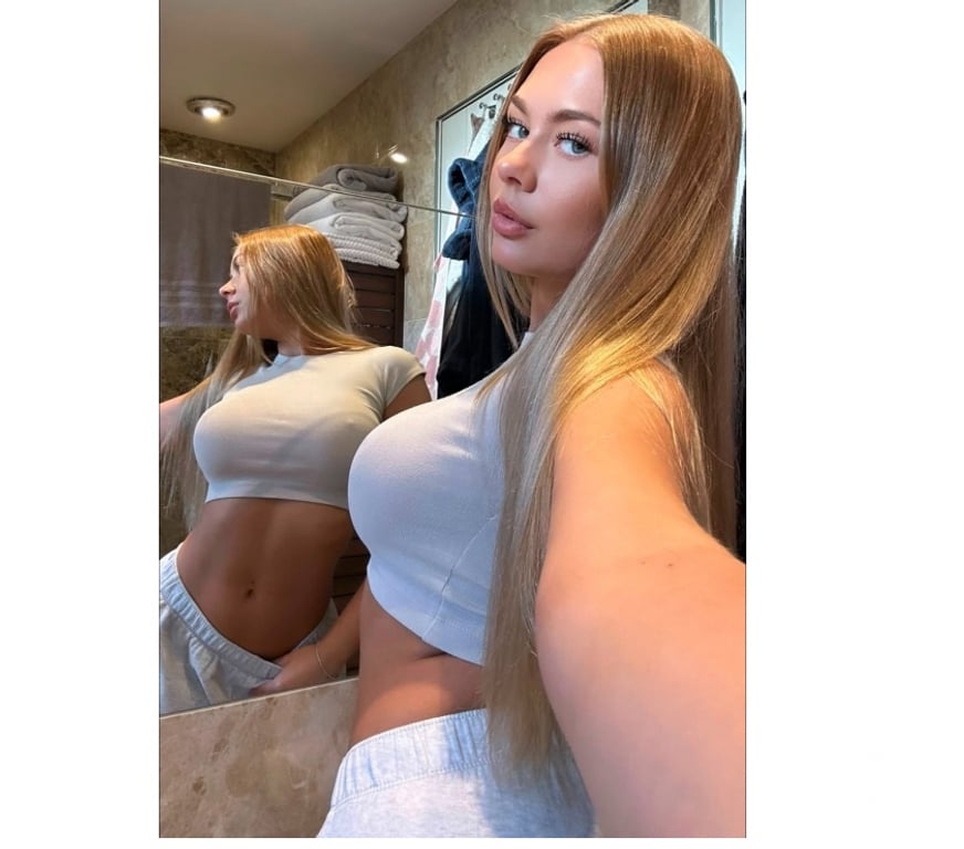 Escorts Wiltshire Swindon - Photos for CAMILE ALL NATURAL 🍑💕 NEW IN TOWN - NO RUSH