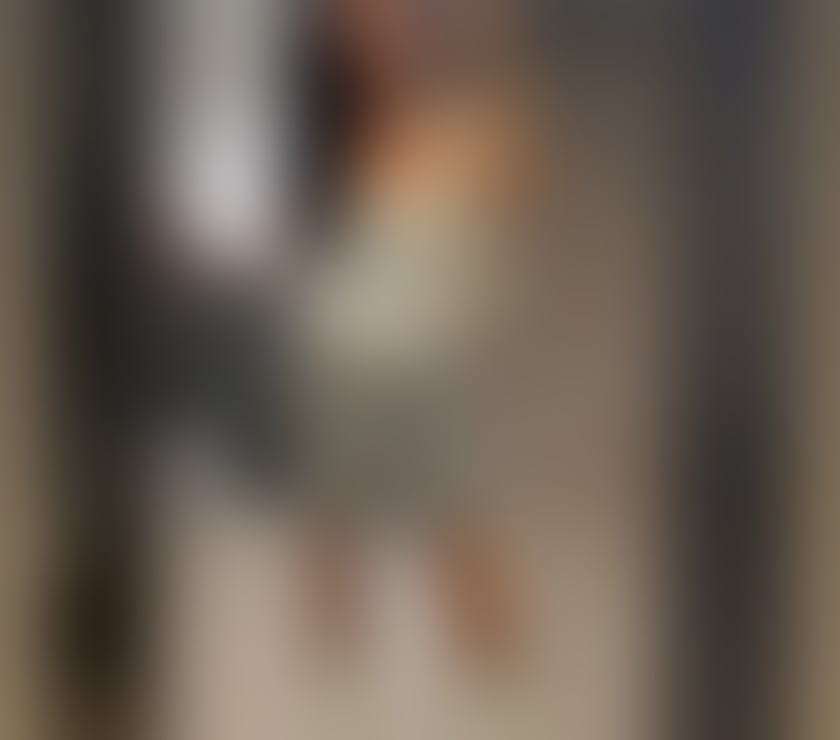 Escorts Buckinghamshire Milton Keynes - Photos for Fun Elegant party Women