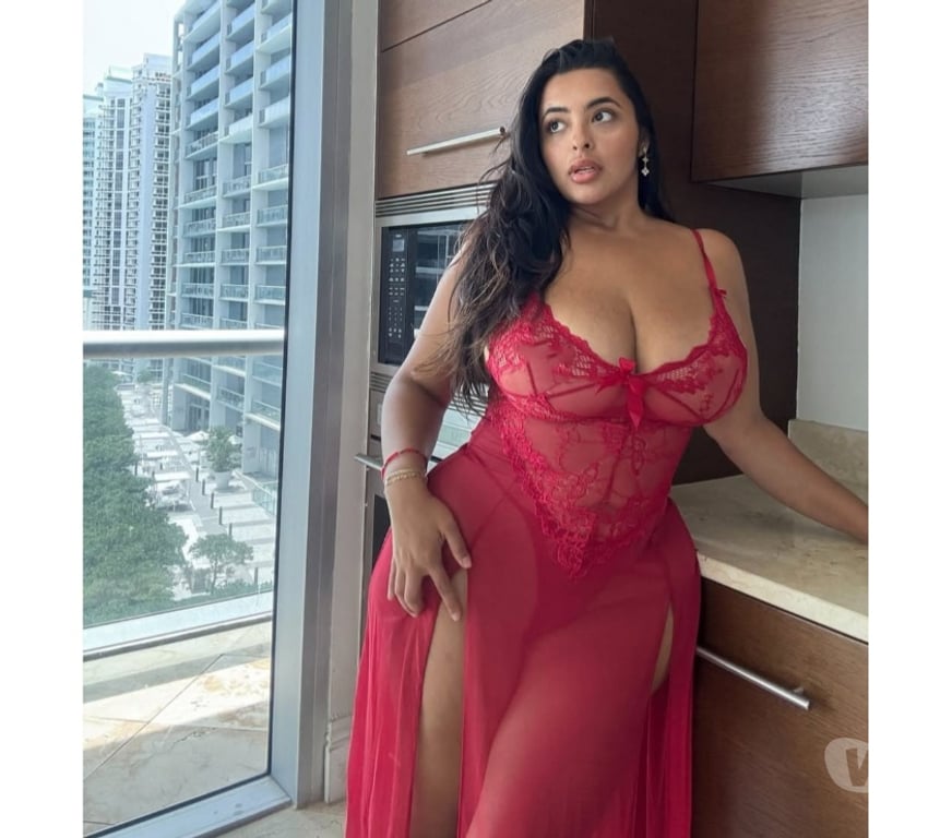 Escorts South East London Croydon - Photos for 🔥Horny curvy latin🍑available now best company🔥