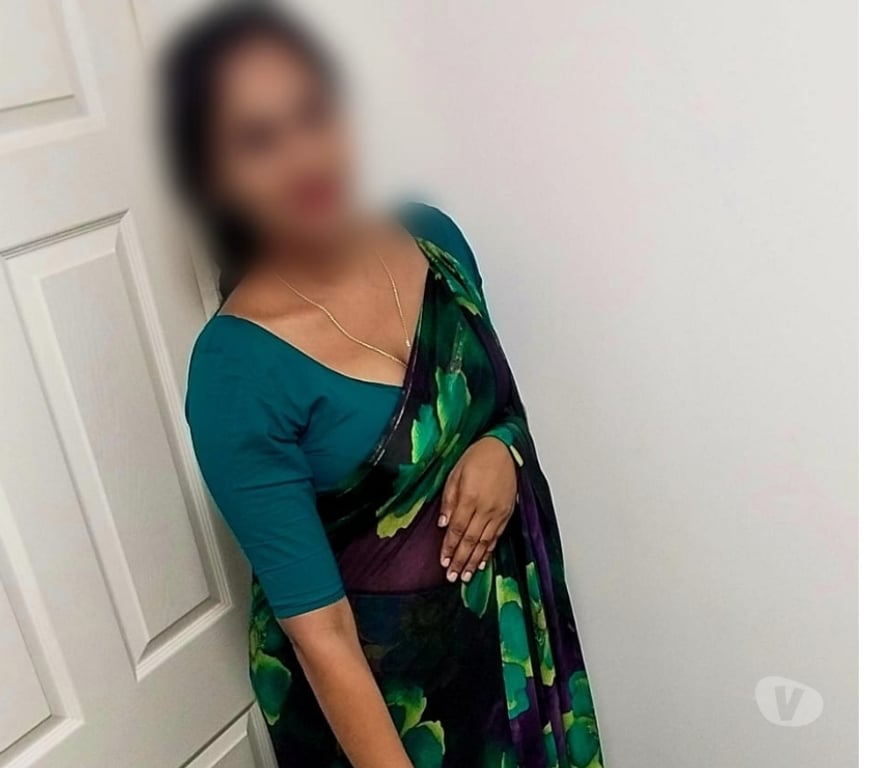 Escorts West Midlands Birmingham - Photos for DIYAA SOUTH INDIAN GIRL NEW IN BIRMINGHAM
