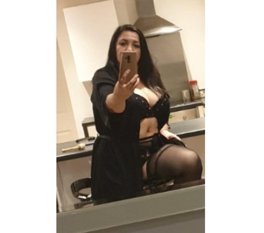 Escorts Tyne and Wear Newcastle upon Tyne - Photos for Sandra, sexy Latina, affectionate, relaxing massage