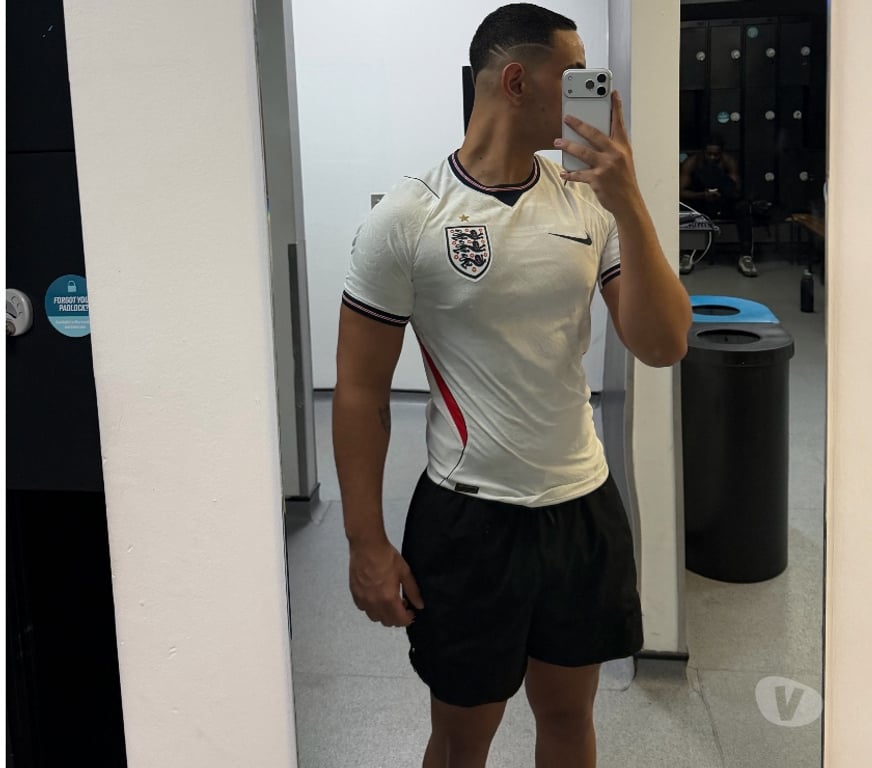  Gay massage Merseyside Liverpool - Photos for BRUNNO 9in thick XXL