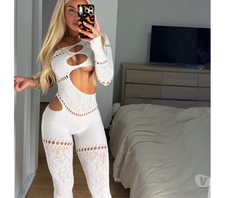 Escorts Surrey Reigate and Banstead - Photos for 🆂🆄🅿🅴🆁 🅷🅾🆃 OUTCALL NO DEPOSIT💯