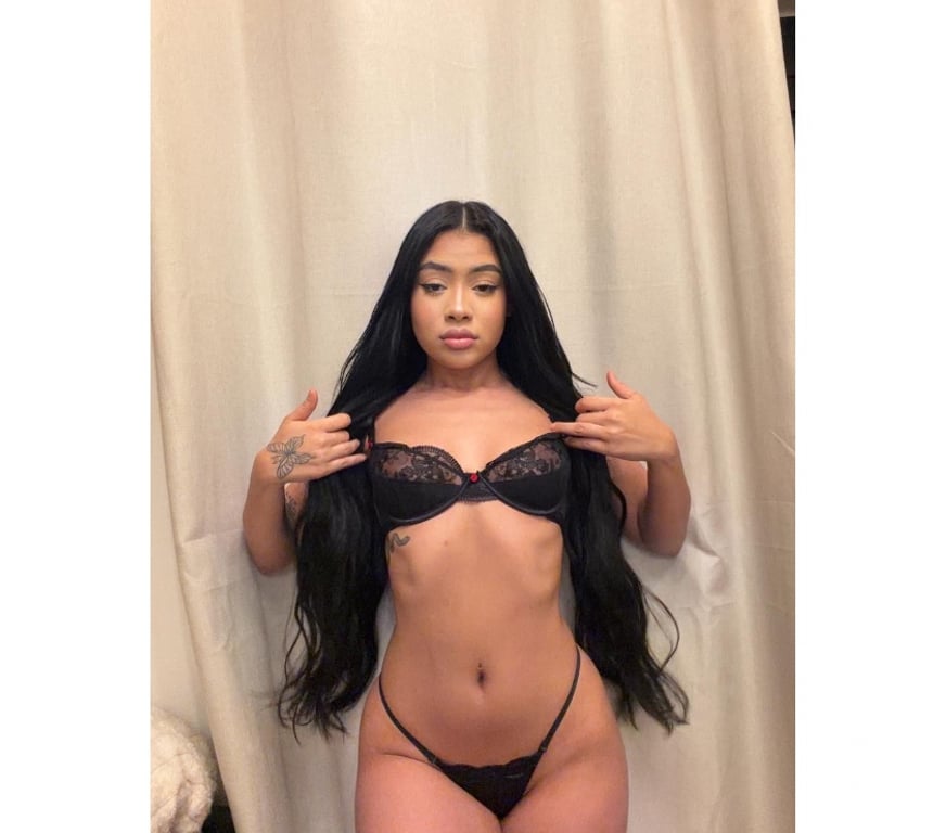 Escorts West Midlands Coventry - Photos for Mel Brazilian brunette 💋🇧🇷 PARTY GIRL