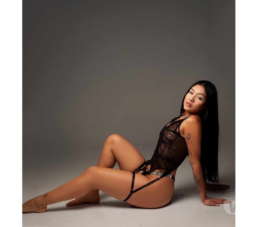 Escorts West Midlands Coventry - Photos for Mel Brazilian brunette 💋🇧🇷 PARTY GIRL