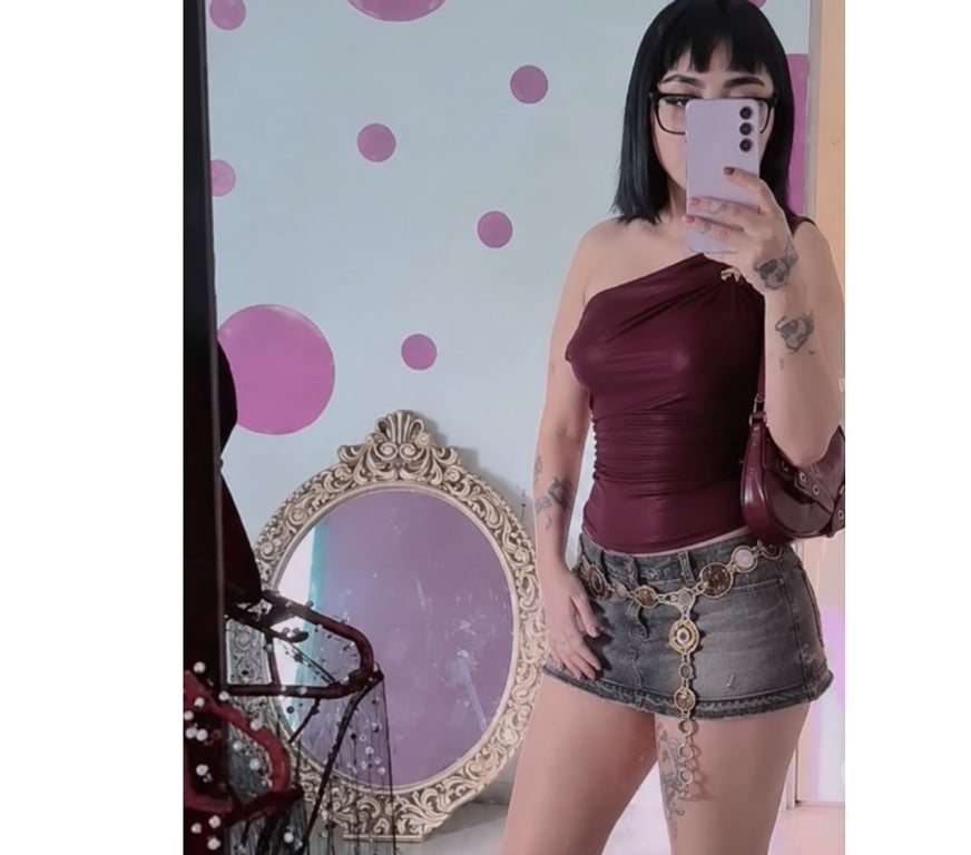 Escorts South West London Tooting Broadway Station - South West London - Photos for YOUR PETITE SWEET HOTTER THAN EVER🔥