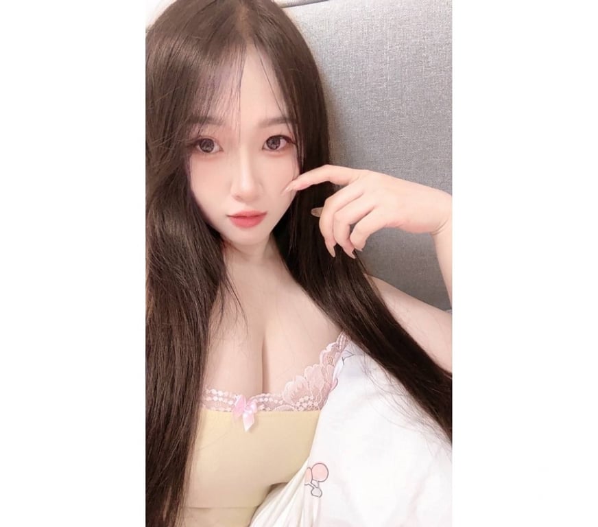 Escorts York Acomb - York - Photos for NEW 👄Asian beauties first time hare👄