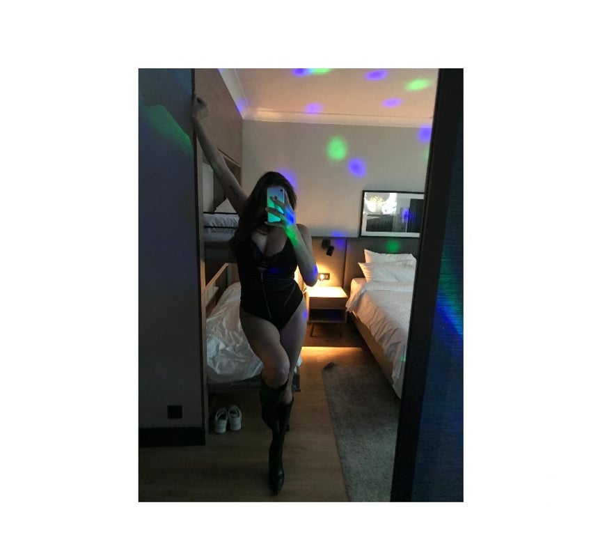 Escorts Kent Medway - Kent - Photos for ANGEL TRANTRA MASSAGE |EROTIC MASSAGE BODY TO BODY