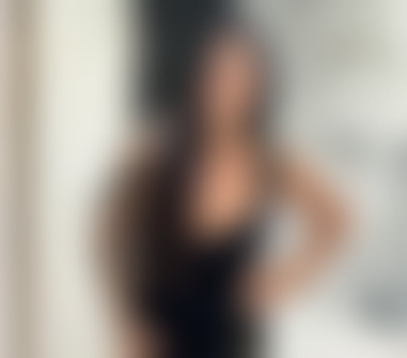 Photos for 🇧🇷 Sara Brazilian Queen 🇧🇷 New In 🔥