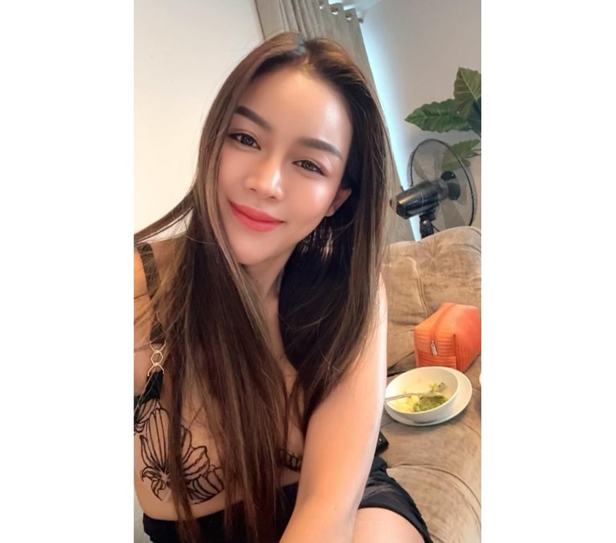 Escorts West Berkshire Farnborough - West Berkshire - Photos for Sexy Laila Thai New Escort in town