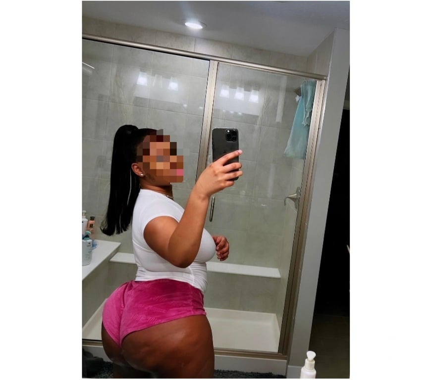 Escorts Leicestershire Leicester - Photos for NEW HOT SEXY LATINA🥳PARTY GIRL🍾FULL GFE