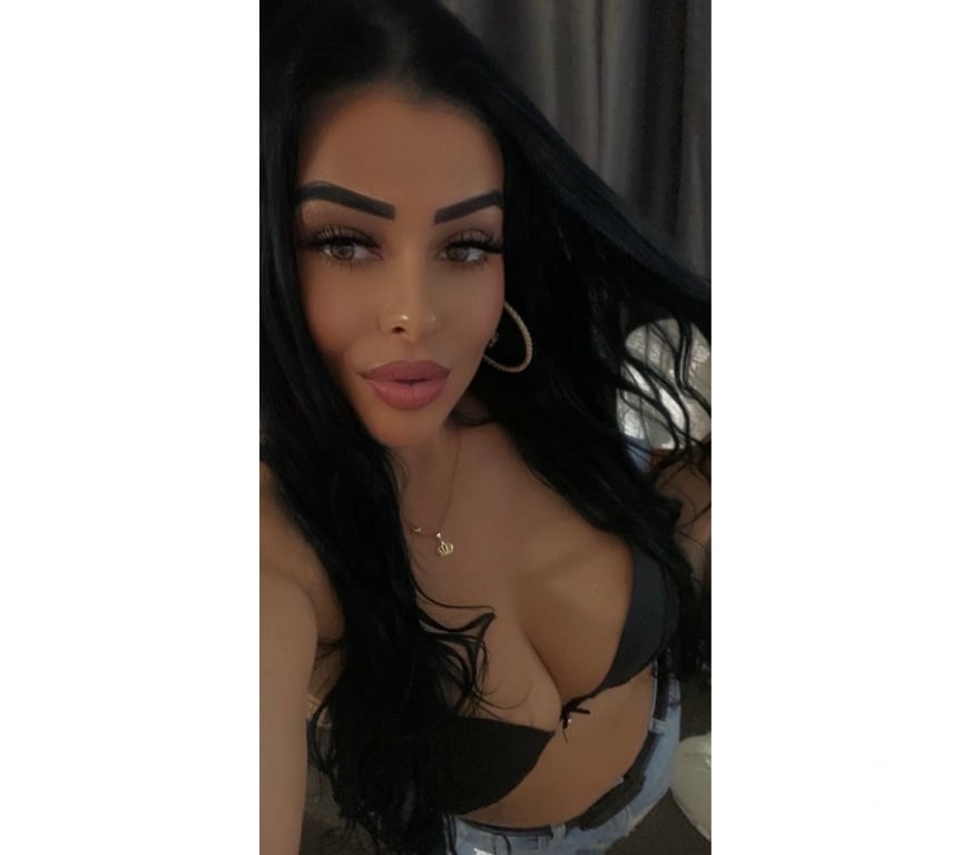 Escorts North West London Wembley Park - North West London - Photos for HOT🔥ZAFIRA🍫PARTY GIRL📲🥂