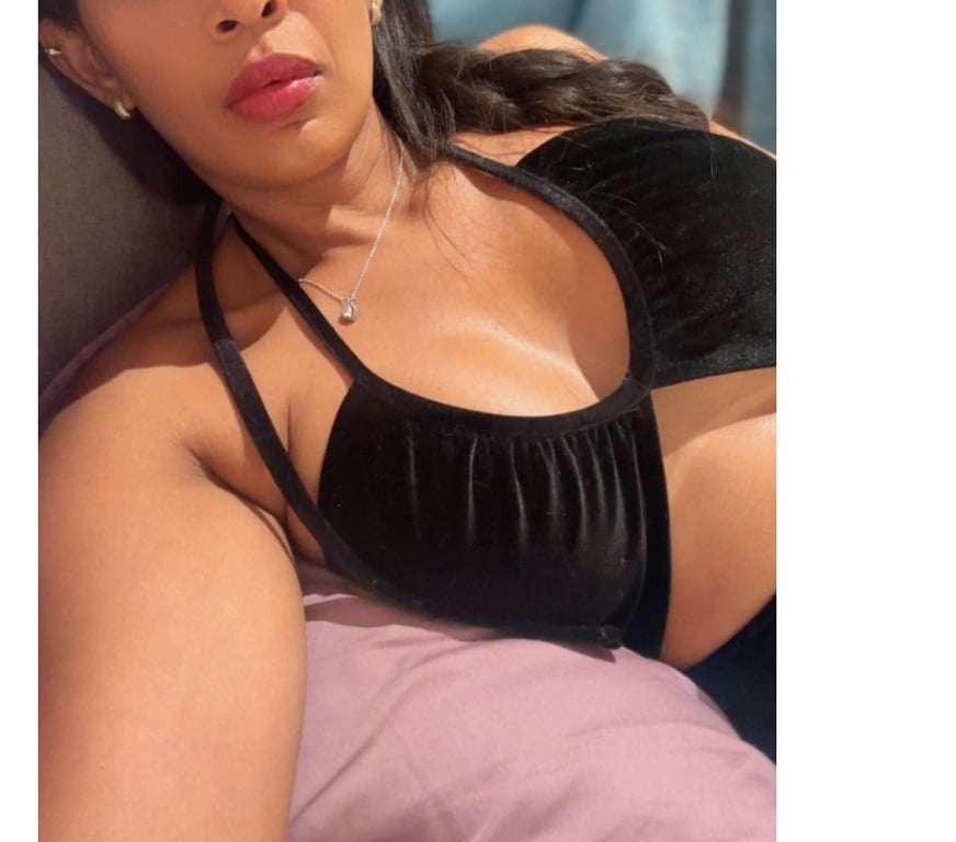 Escorts North West London Colindale Station - North West London - Photos for Hot Brazilian girl!!🔥