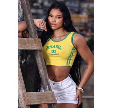 Photos for Júlia Brazilian ❤️❤️