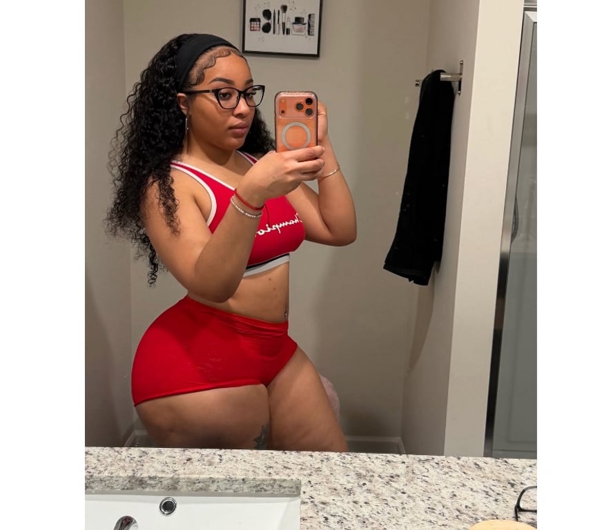 Escorts North London Finsbury Park - North London - Photos for 🥂VIVIANA 🔥NEW 😈THICK COLOMBIAN PARTY GIRL🥳🍒