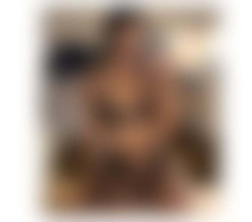 Escorts Balsall Heath Birmingham - Photos for I am a feminine, well-presented transgender woman offering