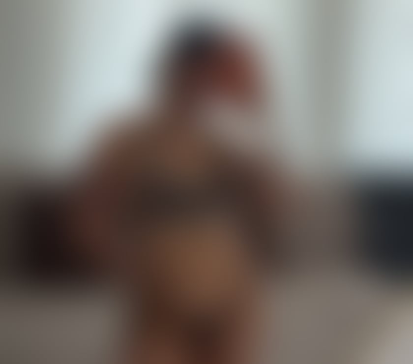 Escorts West Yorkshire Leeds - Photos for Lola back in town 💋💋