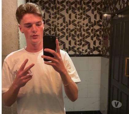 Gay Escorts Manchester City Centre Manchester - Photos for Looking for a a connection?