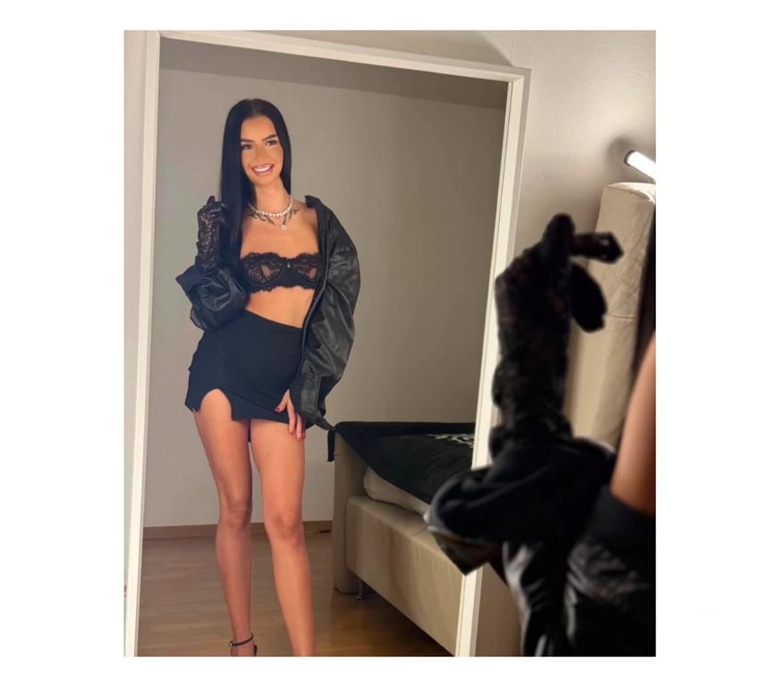Escorts West Yorkshire Bradford - Photos for New girl ! Skinny!