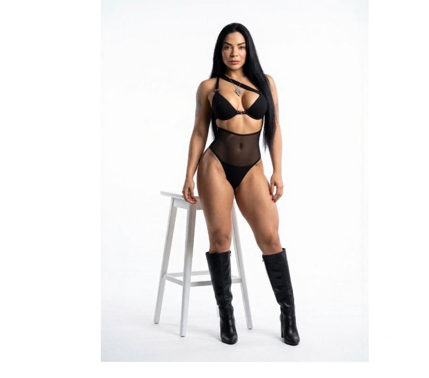 Escorts Dorset Bournemouth, Christchurch and Poole - Photos for Classy, feminine and naturally seductive.