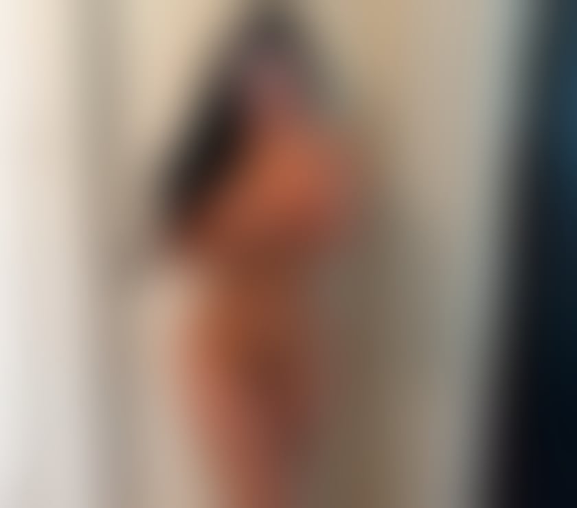 Escorts West London Hillingdon - Photos for Livia • Discreet • Professional • NO RUSH •