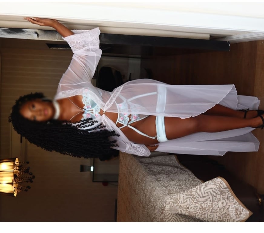 Escorts Greater Manchester Manchester - Photos for Victoria Sampaio