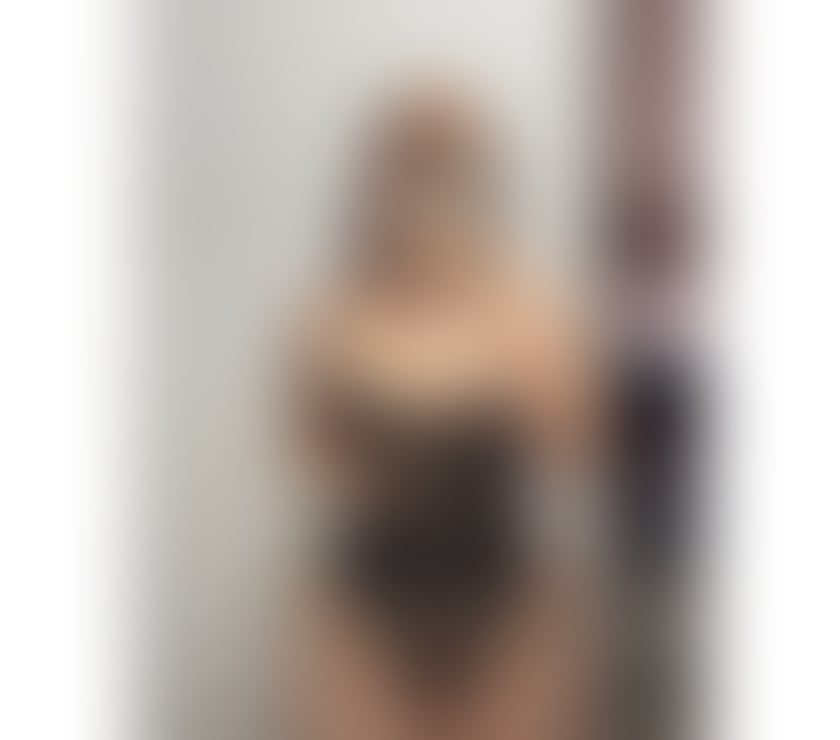 Escorts East London Havering - Photos for CAMILA NEW IN THE TOWN 🥰💅🏼😁