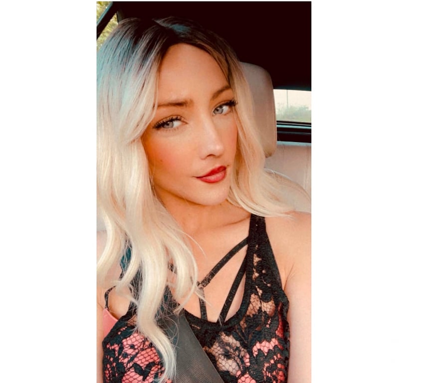 Escorts Hertfordshire St. Albans - Photos for ELLIE HERE TO TAKE CARE OF YOU !!
