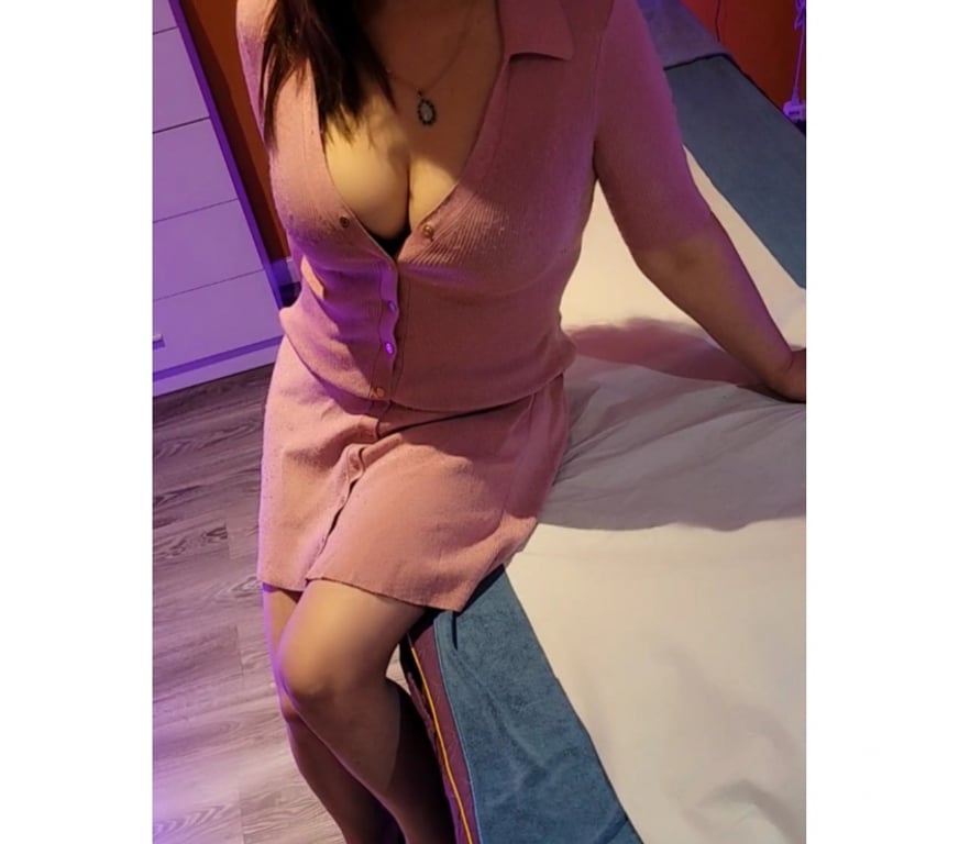 Escorts Greater Manchester Tameside - Photos for Exclusive Chinese Massage Service for Your Body