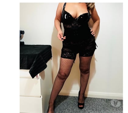  Escorts Warrington Town Centre Warrington - Photos for Massage and Strap-on